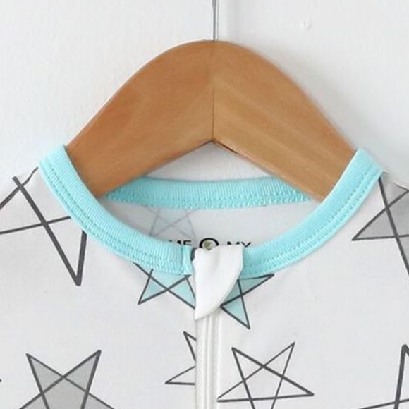 Star Footie with Ruffle - Picture 3 of 6